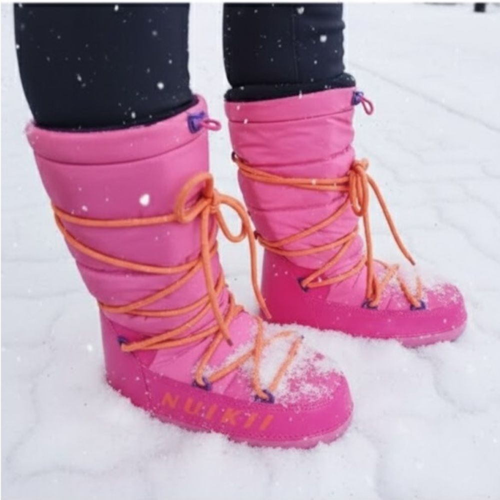 Inuikii Mountain High Snow Boots Size 8.5
